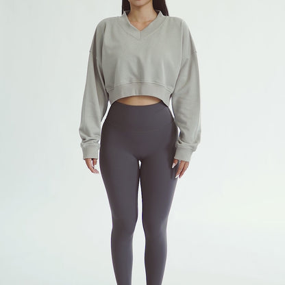 Short-Length V-Neck Sweater in 3 Color